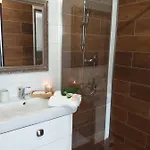 B&B Monato