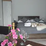 Monato 3* 포프라트