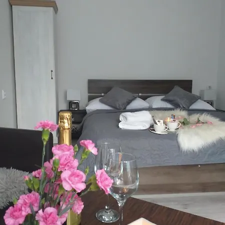 Monato 2* Poprad