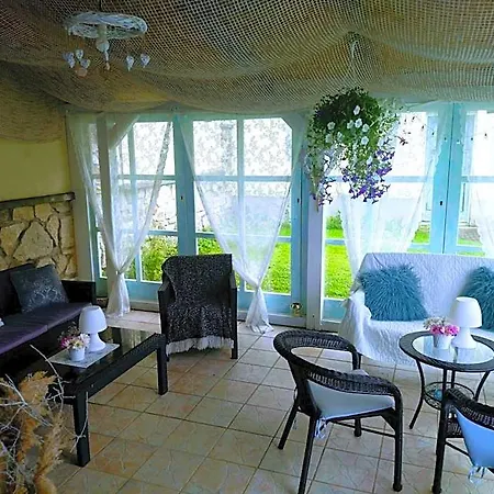B&B Monato