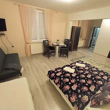 Monato B&B