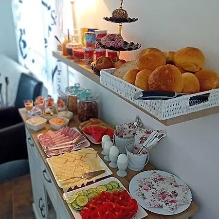 Monato B&B
