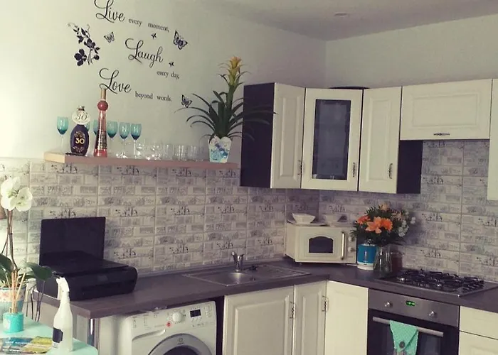 Monato Frühstückspension 3*